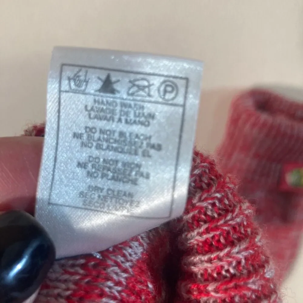 Adidas Chicago Blackhawks Mittens Red and White Cable‎ Knit Long Cuff Lined